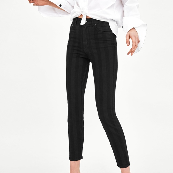 ZARA STRIPED SUPER SKINNY DISTRESSED JEANS BLACK - Picture 4 of 8